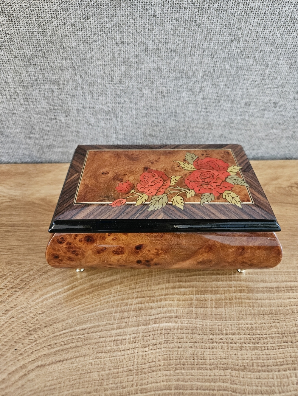 Sorrento Music Jewelry Box With Rose Motif